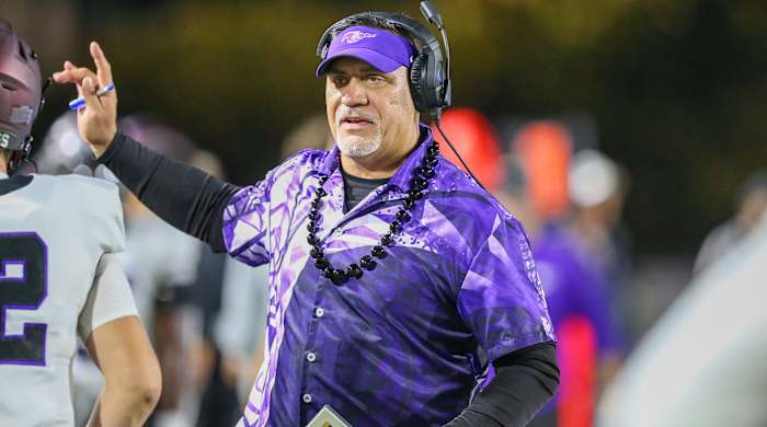Lipscomb Academy coach Kevin Mawae during a game.